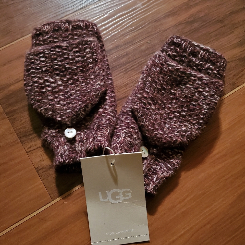 Nwt ugg mittens